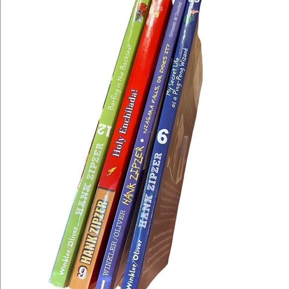Hank Zipzer 4 books - Picture 2 of 13